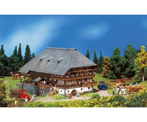 Faller N 232258 - Schwarzwaldhof (148 X 153 X 90 MM) Kit Neuf Prix De Salon