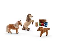 Schleich Horse Club | Famille de Mini-shetlands 41432 | 3 poneys avec Accessoires pour Chevaux | Cadeau pour Filles et garçons | Jouet à partir de 5 Ans | Ensemble de 8 pièces | Exclusif Amazon