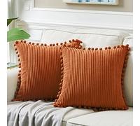 Fancy Homi Lot de 2 housses de coussin décoratives carrées avec pompons, en velours côtelé uni et doux, pour salon, canapé, chambre, décoration d'automne, 45 x 45 cm, rouille/terracotta