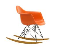 Fauteuil à bascule Eames Plastic RAR RE noir érable doré basic dark powder-coated base/ golden maple