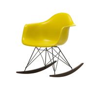 Fauteuil à bascule Eames Plastic RAR RE noir érable foncé basic dark powder-coated base/ dark maple