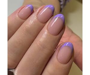 Faux ongles brillants à coller sur les ongles orchidées en amande