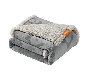 Feandrea Couverture Chien Hydrofuge, Tissu Polaire et Flanelle, pour Chien Petit et Moyen, Chat, 127 x 101 cm, Taille L, Lavable en Machine, Réversible, Protection pour Canapé, Lit, Gris PPB050G01