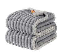 Feandrea Tapis Chien Imperméable, Taille XL, 152 x 127 cm, pour Chiens de Moyenne et Grande Tailles, Conception Réversible, Housse de Canapé, Lavable, Gris Tourterelle et Gris Clair PPB036G01