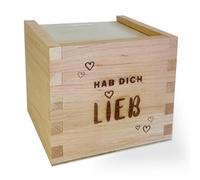 Feel Green - WE Create Nature Coffret Cadeau avec Gravure « Hab Dich Liebe » - Emballage Cadeau en Bois d'aulne avec Couvercle Coulissant, 11 x 11 x 9,5 cm, sans Plastique et qualité européenne