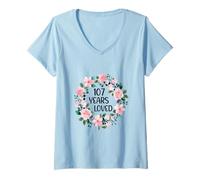 Femme 107 Years Loved Women Men 107 Years Old Cool 107th Birthday T-Shirt avec Col en V