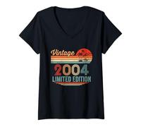 Femme 18 Year Old Gifts Vintage 2004 Édition limitée 18e Anniversaire T-Shirt avec Col en V