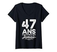 Femme 47 Ans et Plus Belle Que jamais 47e Anniversaire célébration T-Shirt avec Col en V