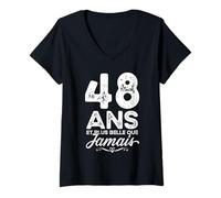 Femme 48 ans et plus belle que jamais 48e anniversaire célébration T-Shirt avec Col en V