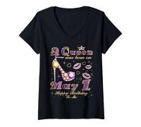 Femme A Queen Was Born on May 1 Violet High Heel Birthday T-Shirt avec Col en V