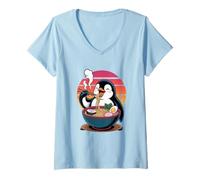 Femme Adorable Pingouin Kawaii appréciant Les Nouilles Ramen japonaises T-Shirt avec Col en V