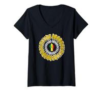 Femme Aimez le Sénégal avec le drapeau sénégalais dans un poing levé T-Shirt avec Col en V
