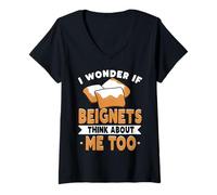 Femme Amoureuse de la Nouvelle-Orléans, Je me Demande si Les Beignets pensent Aussi à Moi T-Shirt avec Col en V