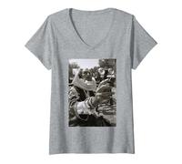 Femme Artiste Peintre surréaliste Salvador Dalí en 1970 T-Shirt avec Col en V