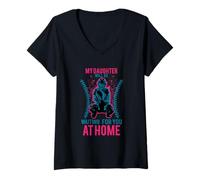 Femme Balle Molle « My Daughter Will Be Waiting for You at Home » T-Shirt avec Col en V