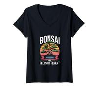 Femme Bonsaï Time Feels Different Zen T-Shirt avec Col en V