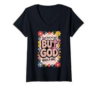 Femme But God Pink Christian Floral Bow Teen Girls Écriture Femme T-Shirt avec Col en V