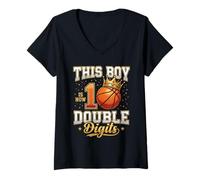 Femme Cadeau d'anniversaire de 10e Anniversaire avec Inscription « This Boy is 10 Double Digits Basketball » T-Shirt avec Col en V