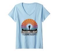 Femme Chasing Light Losing Sleep Sunrise Chaser Photographie T-Shirt avec Col en V