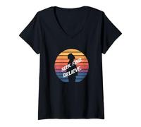 Femme Cherchez Trouver Believe Vintage Motivational Christians T-Shirt avec Col en V