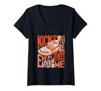 Femme Coral Kicks Rule Everything Around Me Coral Graphic T-Shirt avec Col en V