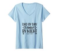 Femme Dad by Day Gamer by Night Epic Designs Every Gamer Will Love T-Shirt avec Col en V