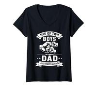 Femme Dad of Two Boys Like A Regular Dad Just Cooler Fête des Pères T-Shirt avec Col en V