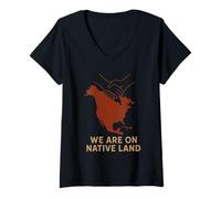 Femme Défenseur des droits des peuples autochtones Solidarity Land Back Justice T-Shirt avec Col en V