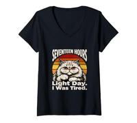 Femme Dix-Sept Heures de lumière par Jour, j'étais Un Chat fatigué T-Shirt avec Col en V