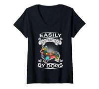 Femme Easily Distracted by Dogs Pembroke Welsh Corgi Dog Lover T-Shirt avec Col en V