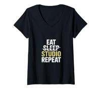 Femme Eat Sleep Studio répète Un Dicton Musical Amusant T-Shirt avec Col en V