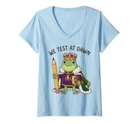 Femme Examen Final du coordinateur de Teacher Frog We Test At Dawn Test Day T-Shirt avec Col en V