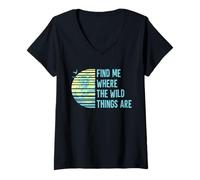 Femme Graphisme de Montagne rétro Find Me Where The Wild are T-Shirt avec Col en V