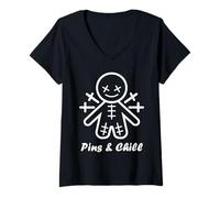 Femme Halloween Horror pins and Chill Funny Voodoo Doll T-Shirt avec Col en V