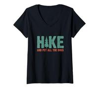 Femme Hike and Pet All The Dogs Outdoor Lover Randonnée Pin Tree T-Shirt avec Col en V