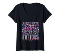 Femme I Love Boys with Tattoos Ink Artist Appreciation - T-Shirt avec Col en V