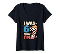 Femme I Was 6 Now I'm 7 Retro Racing Fête d'anniversaire 6 7 Meme T-Shirt avec Col en V