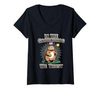 Femme in The Groundhog We Trust Funny Groundhog Day Jeu de Mots T-Shirt avec Col en V