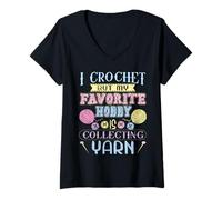 Femme Je fais du crochet mais mon passe-temps favori est la collecte de laine T-Shirt avec Col en V