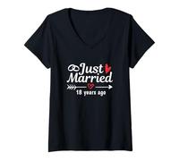 Femme Je Viens de me marier il y a 18 Ans, Anniversaire de Mariage drôle en Couple T-Shirt avec Col en V