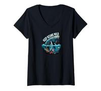Femme Keep Oceans Wild Whale Conservation Marine Life Design T-Shirt avec Col en V
