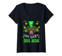 Femme Labrador Retriever One Lucky Dog Mom Dogs St Patricks Day T-Shirt avec Col en V