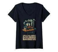 Femme Life is All About Barbecue fumé Lentement T-Shirt avec Col en V