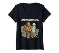 Femme Loading Invasion Sasquatch Bigfoot Alien Playing Video Games T-Shirt avec Col en V