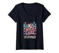Femme Manipulez avec Soin « I Just Drop My Son Off at College » T-Shirt avec Col en V