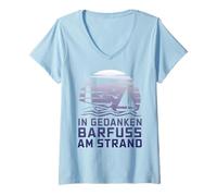 Femme Mer Baltique, côte de la mer du Nord en pensées pieds nus sur la plage T-Shirt avec Col en V