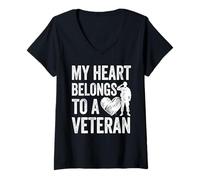 Femme Mon cœur Appartient au cœur d'un Soldat vétéran T-Shirt avec Col en V
