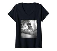 Femme Motif Loup sautant sur Un Trampoline T-Shirt avec Col en V