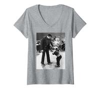 Femme Muhammad Ali Boxer combat l'acteur Kenny Baker 1979 T-Shirt avec Col en V