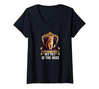 Femme My Pet is The Boss Funny Regal Cat on Throne T-Shirt avec Col en V
